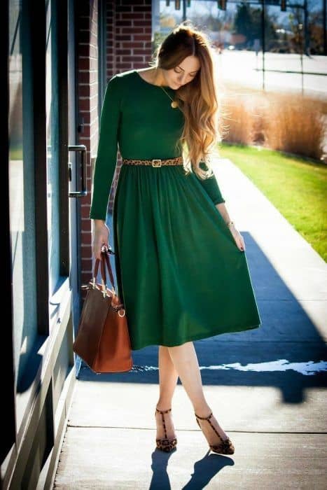 Cómo Combinar un Vestido Verde? — 21 Looks ]